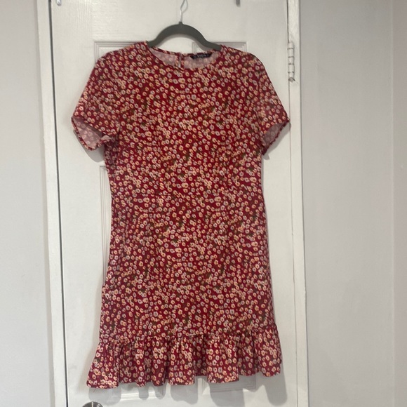 SHEIN Dresses & Skirts - SHEIN FLORAL DRESS SIZE L